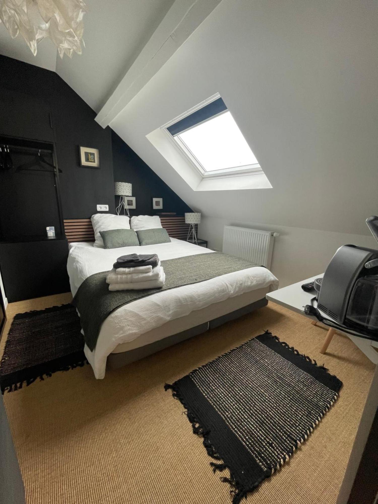 Les Chambres Du Verger Amiens Bagian luar foto